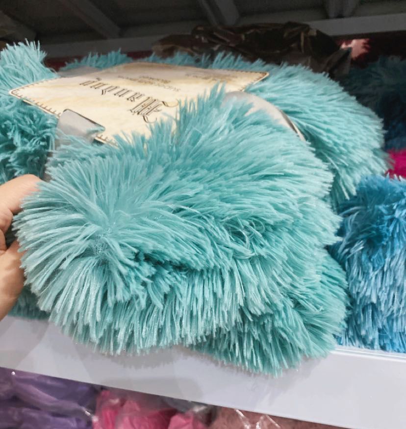Double-Layer Plush Blanket